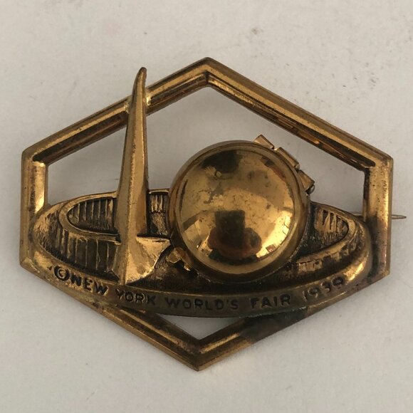 Vintage 1939 New York World's Fair Trylon & Perisphere Locket Pin Brooch - Picture 1 of 9